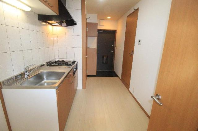 フロー・デリーのキッチン|キッチン