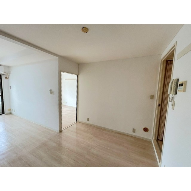 ホワイトパレス大宮の居間・リビング|使いやすいリビングです