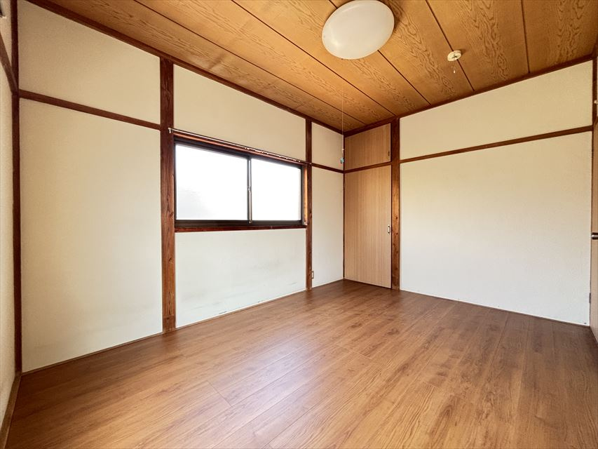 プチメゾンの洋室|コンパクトで使いやすい洋室です