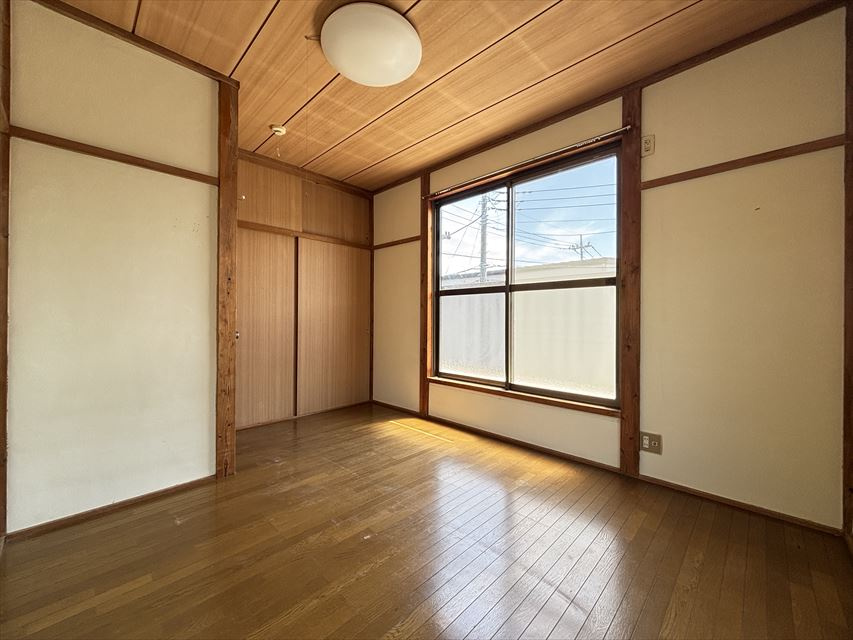 プチメゾンの洋室|ゆったりした洋室です