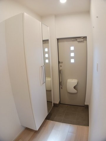 エーデルハイム長浜の玄関