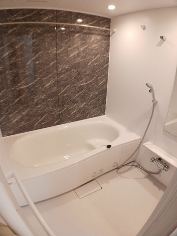 エーデルハイム長浜の浴室