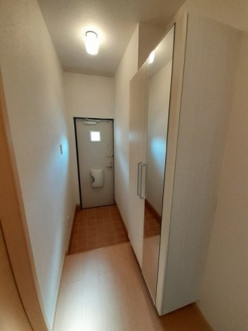 エレガンス山川Ⅱの玄関