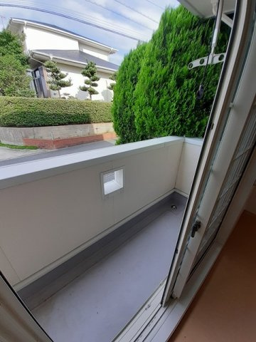 エレガンス山川Ⅱのバルコニー