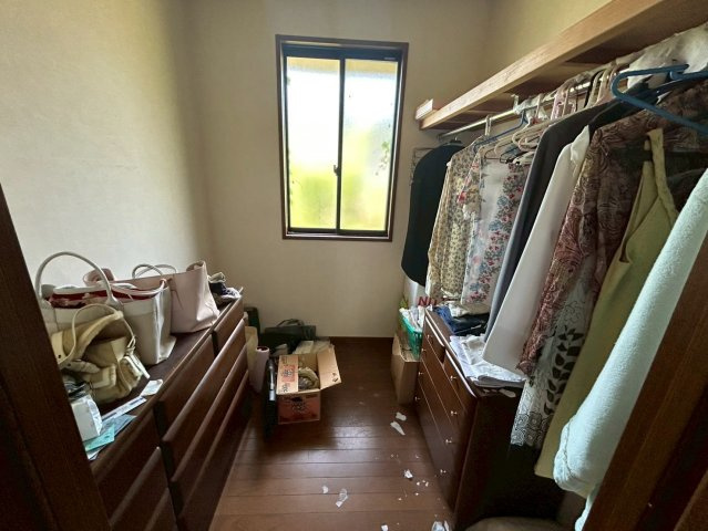 鴨川市江見青木　中古戸建の収納