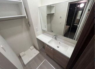 【独立洗面台】 | ラ・メゾン三保町