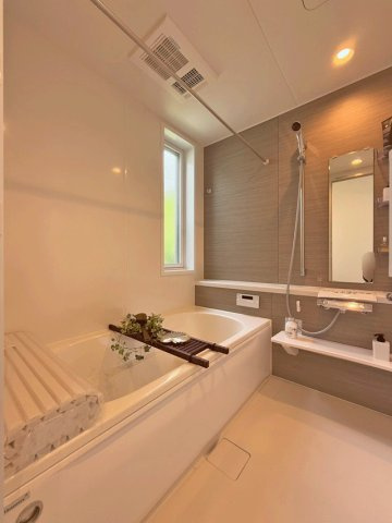 青葉区南吉成1丁目　積水ハウス施工バルコニー付き住宅の浴室