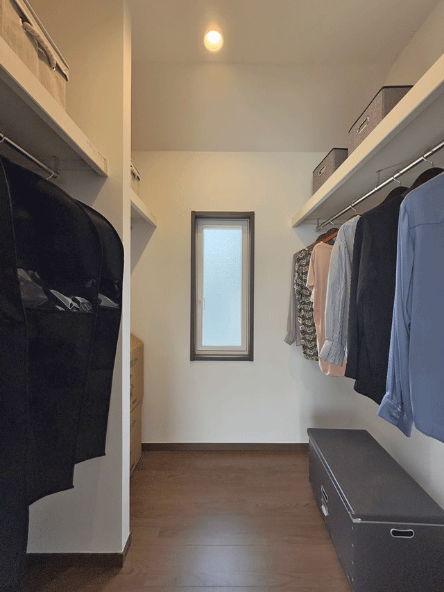 青葉区南吉成1丁目　積水ハウス施工バルコニー付き住宅の収納