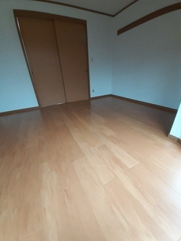 フロールパティオの居間・リビング|明るい室内です☆