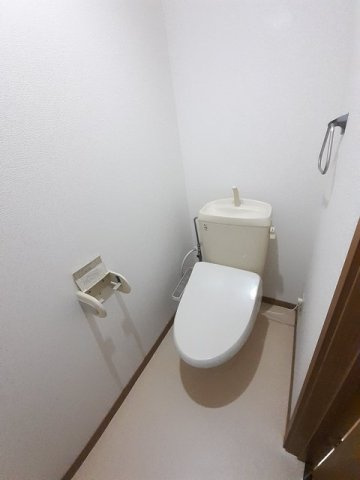 フロールパティオのトイレ|嬉しい温水洗浄便座付き♪