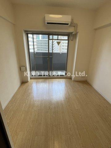 プロシード梅田西アヴァンセの居間・リビング|使いやすいリビングです