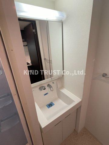 プロシード梅田西アヴァンセの洗面所|スペースが確保できる洗面所です