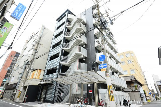 プレミアム西田辺の外観