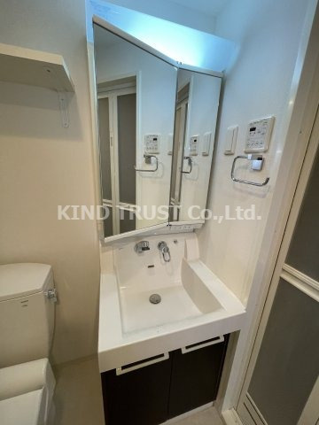 エステムプラザ梅田・中崎町Ⅲツインマークス ノースレジデンスの洗面所|コンパクトで使いやすい洗面所