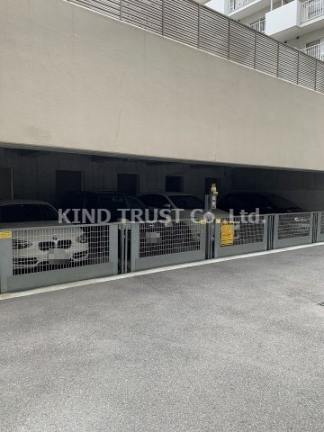 エステムプラザ梅田・中崎町Ⅲツインマークス ノースレジデンスの駐車場|カースペースがあります