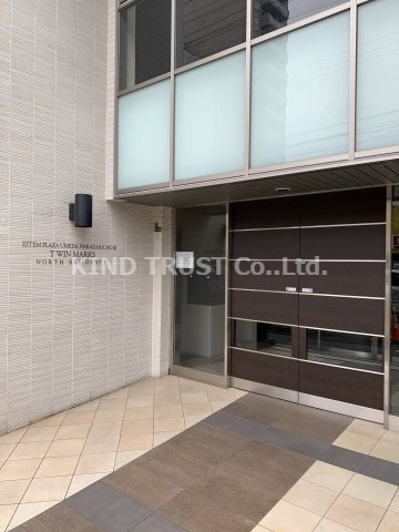 エステムプラザ梅田・中崎町Ⅲツインマークス ノースレジデンスのエントランス|清潔なエントランスです