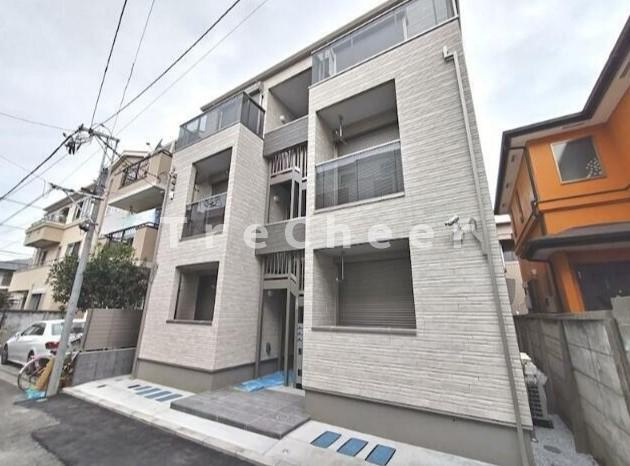 ソレイユ目白台の外観