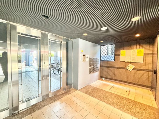 グランドメゾン弘明寺のその他共用部分|オートロックの為、セキュリティも安心です♪