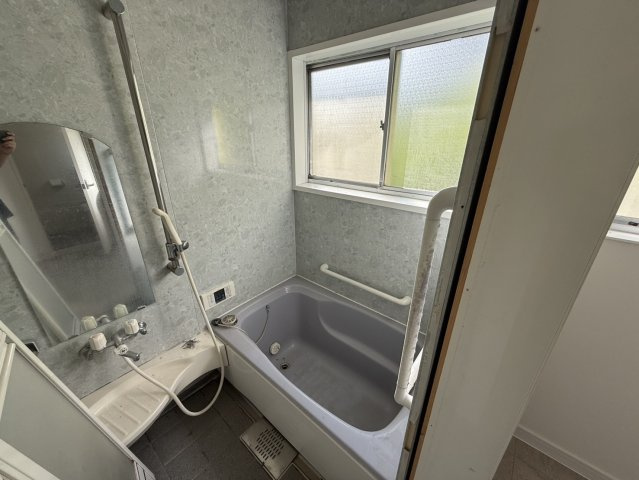 白河市合戦坂戸建の浴室