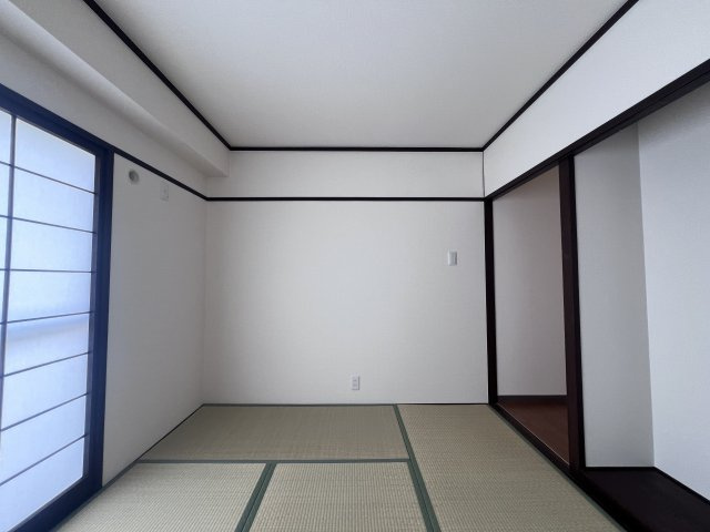 多聞台パークシャトーの和室