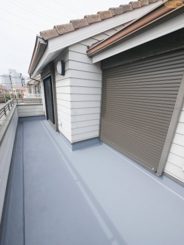 【バルコニー】 | 高砂市荒井町新浜2丁目　中古戸建