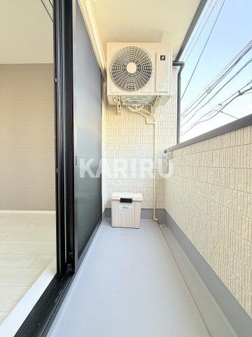 グランディオ鶴橋のバルコニー