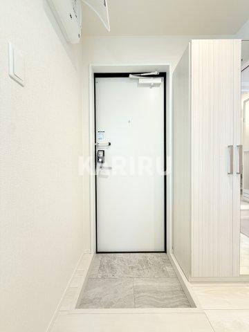 グランディオ鶴橋の玄関