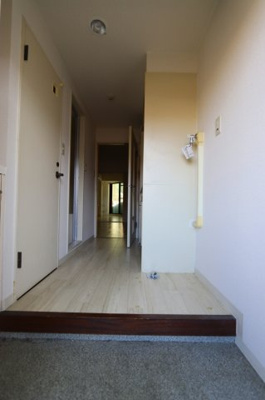 【玄関】 | バリュー大和町 | 
