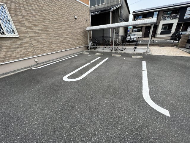 ソレイユ　ラ・メゾンの駐車場