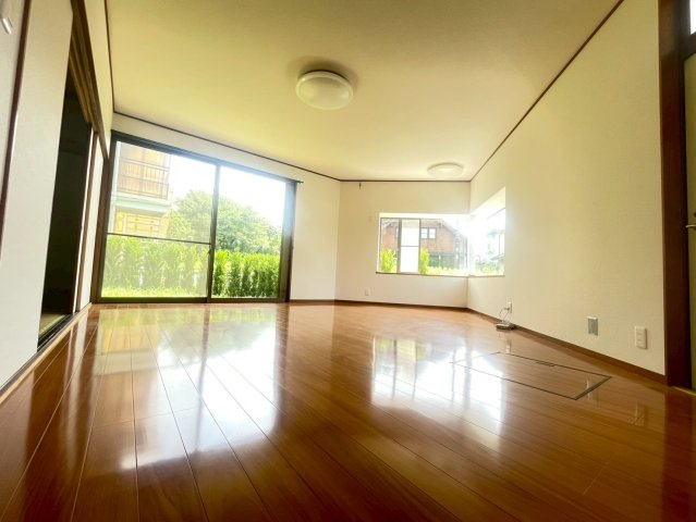 大網富田の洋室