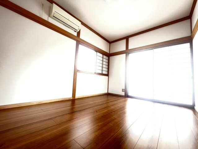 大網富田の洋室