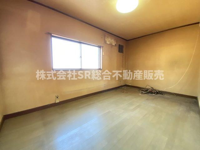 三島1丁目　中古戸建の洋室|個人の部屋や寝室として使える洋室です