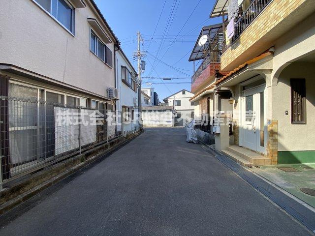 三島1丁目　中古戸建の前面道路含む現地写真|前面道路含む現地写真です