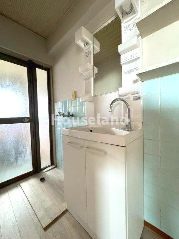 向の芝マンションの独立洗面台