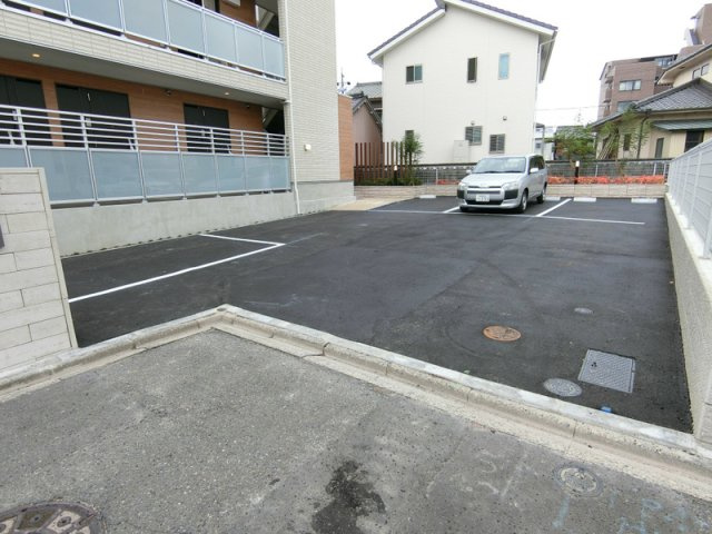 リブリ・Le Clair 八田　名古屋市賃貸　仲介手数料無料の駐車場
