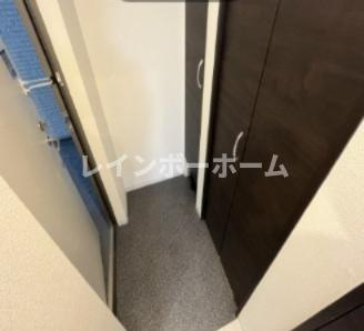 ジーメゾン与野本町の玄関