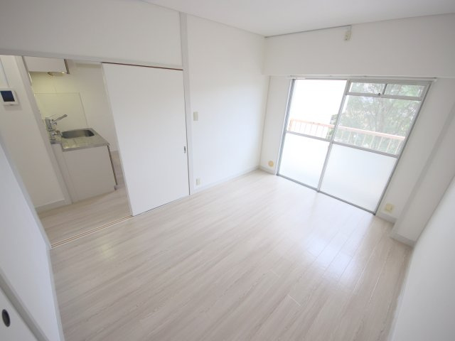 コーポ南生駒の洋室