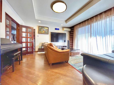 【居間・リビング】 | 東村山市久米川町1丁目 | 広々19.5帖のLDK