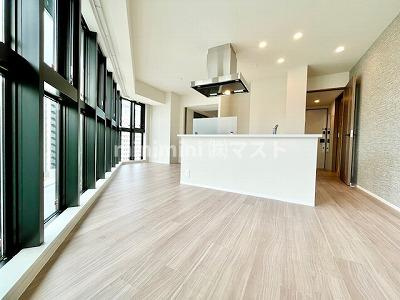 コンフォリア・リヴ本町WESTQの内装
