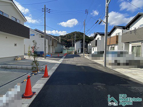 上賀茂北ノ原町 新築戸建 3期1号地の前面道路含む現地写真