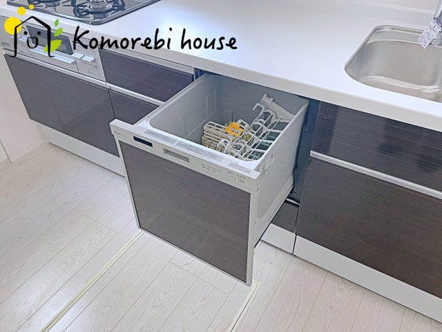 北足立郡伊奈町　20期　新築一戸建て　エルデ　02のキッチン|コンパクトなキッチンで掃除もラクラク