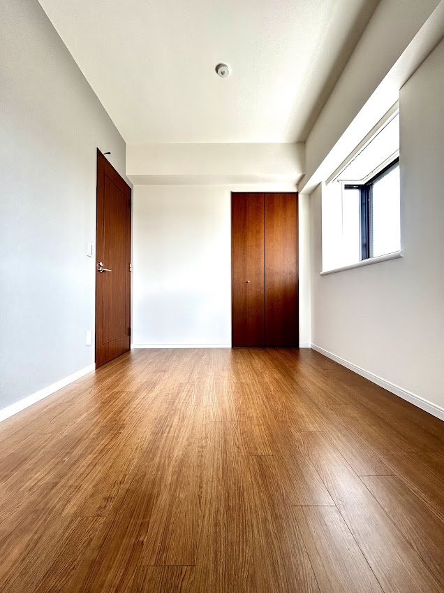 コスモ本藤沢の洋室