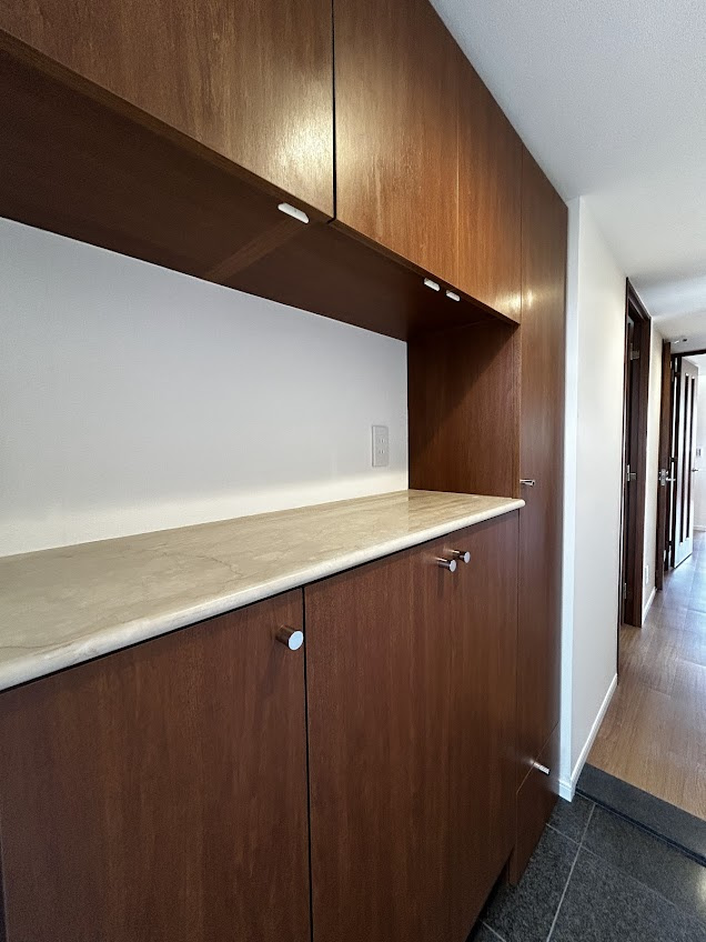 コスモ本藤沢の玄関