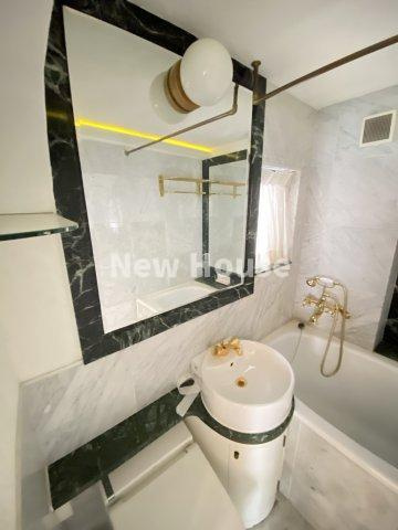 菊ビルの洗面所