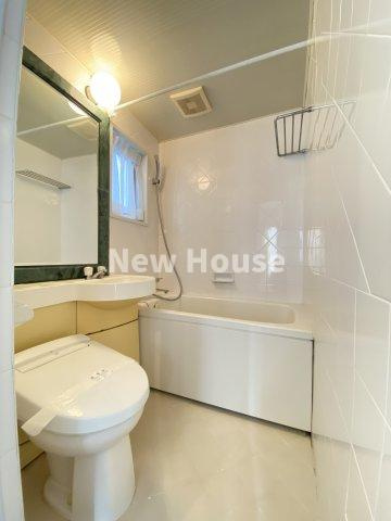 菊ビルの洗面所