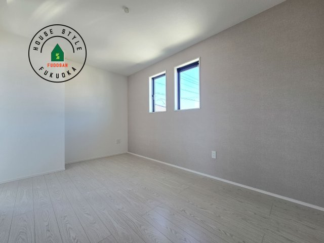 大野城市南ヶ丘6丁目第3-4棟（1号棟）の寝室|主寝室には収納力に優れたクローゼットがありますので、お部屋もすっきり片付きます。