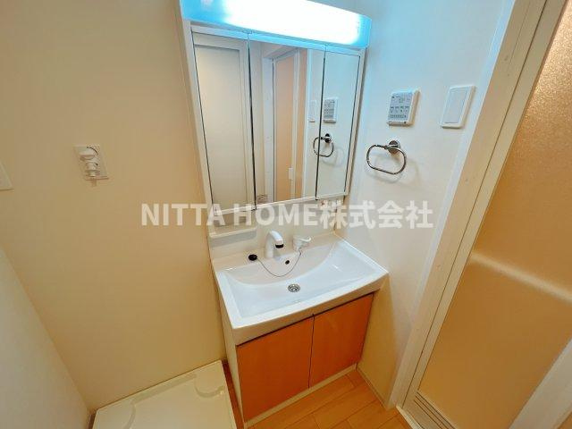 ウイングパークコート（Wing Park Court）の洗面所|独立洗面台になります☆彡