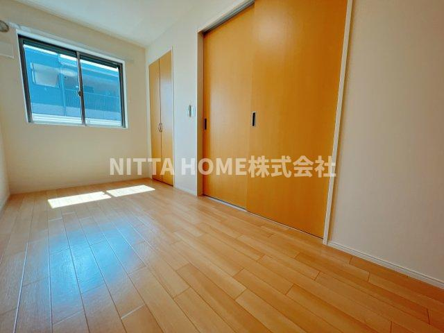 ウイングパークコート（Wing Park Court）の洋室|４．９帖の洋室です＊