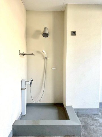 クリオ横濱弘明寺のその他共用部分|マンション共用部にはペットの足洗い場が用意されています♪