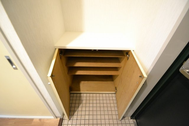 コスモピア舟入本町の収納